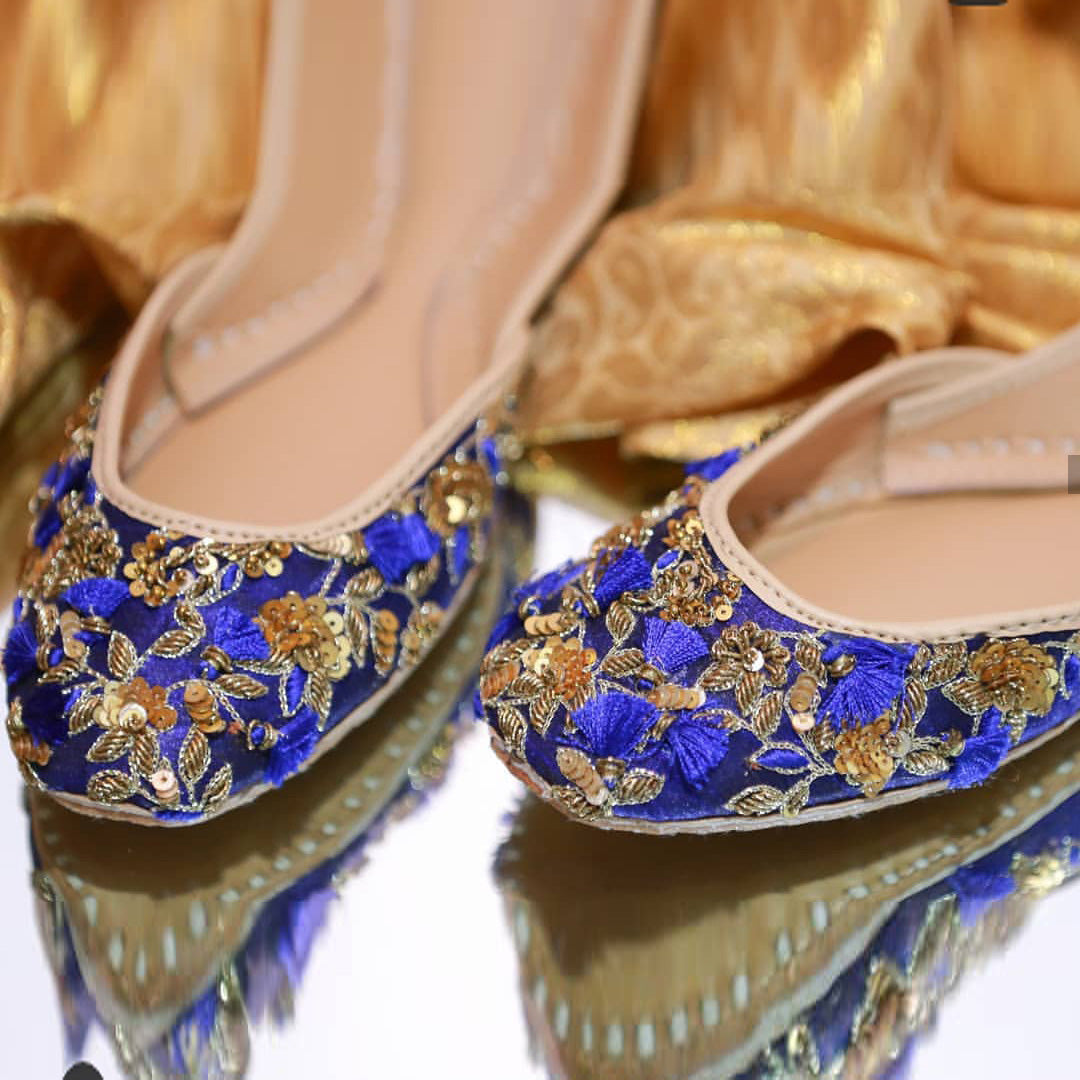 Sapphire - Jutti - Retro Walk